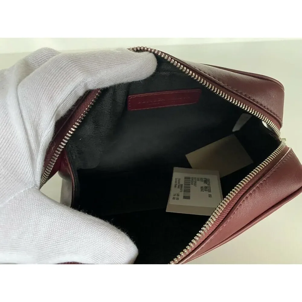 NWT $1020 Bottega Veneta Leather Bordeaux Small Toiletry Case Pouch 575557 Italy